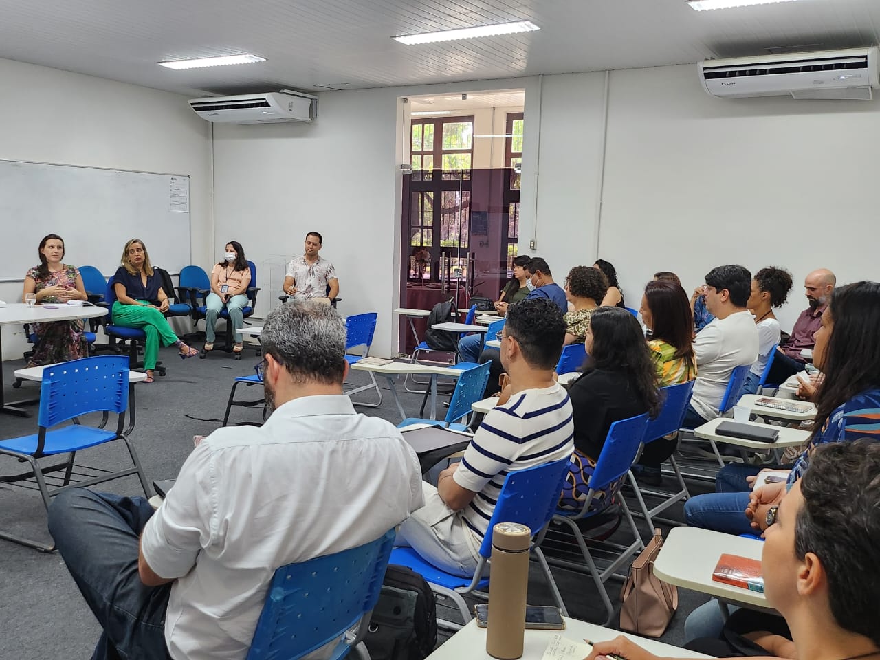 Foto dos participantes do evento